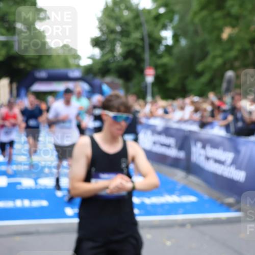 29.06.2025 - hella hamburg halbmarathon Zöllner http://msf.ph/oto/8214483 29.06.2025 10:50:57 Ziel 1466, 2207, 3654, 3947, 4839, 5018, 7052, 7369, 8205, 8572, 10215, 10750, 11551, 13687, 15362, 15395, 15643, 16285, 18182 meine-sportfotos.de