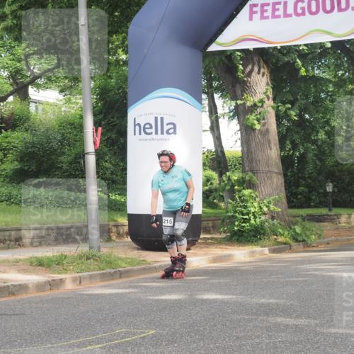 29.06.2025 - hella hamburg halbmarathon KatJ http://msf.ph/oto/8214619 29.06.2025 09:35:50 Zwischen KM18-KM19  meine-sportfotos.de