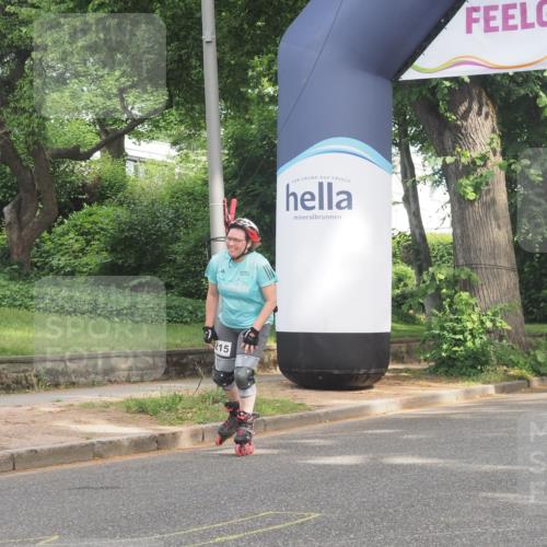 29.06.2025 - hella hamburg halbmarathon KatJ http://msf.ph/oto/8214779 29.06.2025 09:35:51 Zwischen KM18-KM19  meine-sportfotos.de