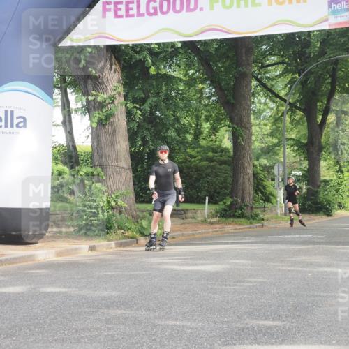 29.06.2025 - hella hamburg halbmarathon KatJ http://msf.ph/oto/8214820 29.06.2025 09:35:53 Zwischen KM18-KM19  meine-sportfotos.de