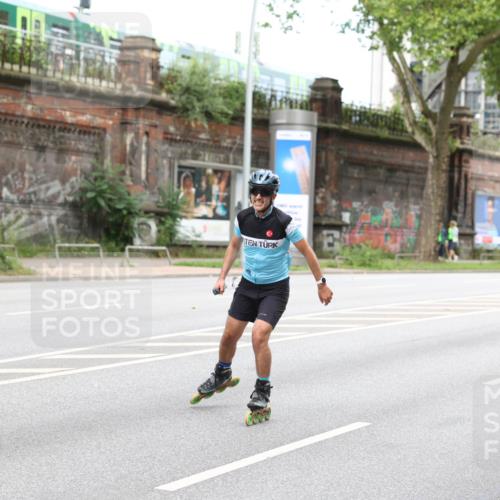 29.06.2025 - hella hamburg halbmarathon Yannick Fuchs http://msf.ph/oto/8214832 29.06.2025 09:19:38 20KM  meine-sportfotos.de