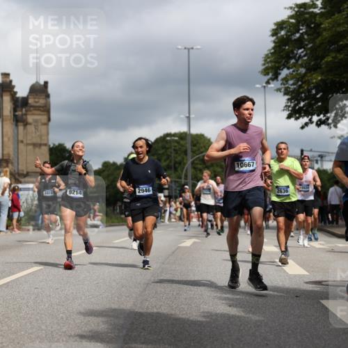 29.06.2025 - hella hamburg halbmarathon Yannick Fuchs http://msf.ph/oto/8214997 29.06.2025 10:45:34 20KM 1335, 2636, 2718, 2823, 2946, 4033, 4297, 4404, 4839, 4967, 5087, 5336, 5600, 5820, 6776, 7224, 7786, 7943, 8413, 8856, 8930, 8989, 9074, 9214, 9476, 9656, 9739, 9793, 9869, 9959, 10057, 10667, 10691, 10868, 11124, 11625, 12224, 12450, 13403, 13707, 13726, 13799, 14012, 14248, 14458, 14865, 14994, 15426, 15496, 15643, 15899, 16666, 17033, 17131, 17530, 17682, 17962, 17978, 18019, 18820, 19020, 19053 meine-sportfotos.de