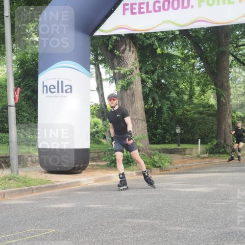 29.06.2025 - hella hamburg halbmarathon KatJ http://msf.ph/oto/8215012 29.06.2025 09:35:54 Zwischen KM18-KM19  meine-sportfotos.de