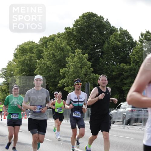29.06.2025 - hella hamburg halbmarathon Jannik Wohlers http://msf.ph/oto/8215026 29.06.2025 09:49:54 Lombardsbrücke 1675, 1688, 1803, 2568, 2826, 3332, 4398, 4823, 5409, 5436, 5791, 5803, 6649, 6704, 7774, 8450, 9017, 9302, 9365, 9711, 10218, 10894, 11619, 11767, 12292, 12335, 12540, 12554, 12895, 13725, 14691, 14992, 15225, 15257, 15336, 15435, 15521, 16648, 16697, 17425, 17620, 17973, 18154, 18275, 18276, 19116, 19229 meine-sportfotos.de