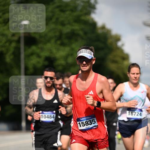29.06.2025 - hella hamburg halbmarathon Dr. Thomas Lammeyer http://msf.ph/oto/8215029 29.06.2025 09:49:13 Kennedybrücke 57, 1686, 1707, 1894, 4463, 4812, 5187, 5550, 6495, 6878, 7055, 7186, 7880, 7965, 8062, 9345, 10453, 10484, 10876, 11120, 11199 meine-sportfotos.de