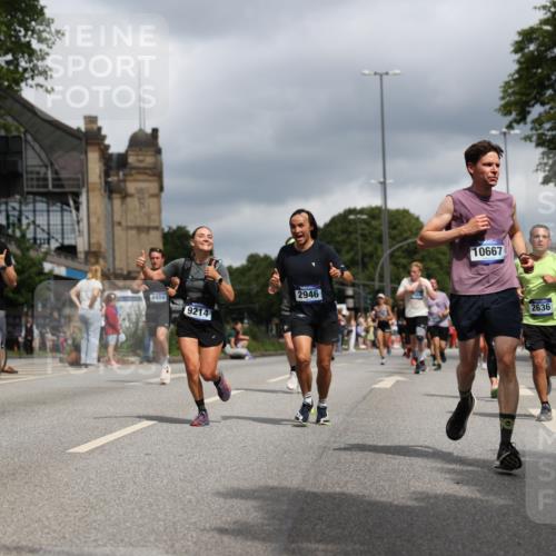 29.06.2025 - hella hamburg halbmarathon Yannick Fuchs http://msf.ph/oto/8215045 29.06.2025 10:45:34 20KM 1335, 2636, 2718, 2823, 2946, 4033, 4297, 4404, 4839, 4967, 5087, 5336, 5600, 5820, 6776, 7224, 7786, 7943, 8413, 8856, 8930, 8989, 9074, 9214, 9476, 9656, 9739, 9793, 9869, 9959, 10057, 10667, 10691, 10868, 11124, 11625, 12224, 12450, 13403, 13707, 13726, 13799, 14012, 14248, 14458, 14865, 14994, 15426, 15496, 15643, 15899, 16666, 17033, 17131, 17530, 17682, 17962, 17978, 18019, 18820, 19020, 19053 meine-sportfotos.de
