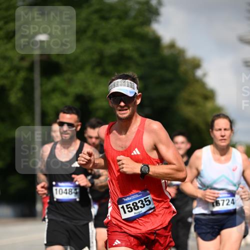 29.06.2025 - hella hamburg halbmarathon Dr. Thomas Lammeyer http://msf.ph/oto/8215104 29.06.2025 09:49:13 Kennedybrücke 57, 1686, 1707, 1894, 4463, 4812, 5187, 5550, 6495, 6878, 7055, 7186, 7880, 7965, 8062, 9345, 10453, 10484, 10876, 11120, 11199 meine-sportfotos.de