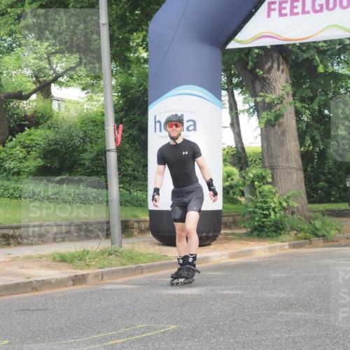 29.06.2025 - hella hamburg halbmarathon KatJ http://msf.ph/oto/8215124 29.06.2025 09:35:55 Zwischen KM18-KM19  meine-sportfotos.de
