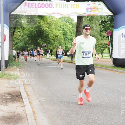 29.06.2025 - hella hamburg halbmarathon MichiJ http://msf.ph/oto/8215153 29.06.2025 10:23:35 Zwischen KM18-KM19 3005, 4477, 5152, 11661, 14069, 17489 meine-sportfotos.de