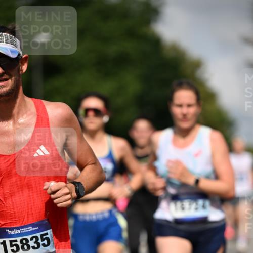 29.06.2025 - hella hamburg halbmarathon Dr. Thomas Lammeyer http://msf.ph/oto/8215419 29.06.2025 09:49:14 Kennedybrücke 57, 1686, 1707, 1894, 2525, 4463, 4812, 5187, 5550, 6495, 6878, 7055, 7186, 7880, 7965, 8062, 9345, 10453, 10484, 10876, 11120, 11199 meine-sportfotos.de