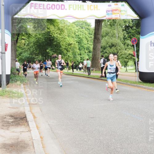 29.06.2025 - hella hamburg halbmarathon MichiJ http://msf.ph/oto/8215588 29.06.2025 10:23:37 Zwischen KM18-KM19 4477, 5048, 5152, 11661, 14069, 17489 meine-sportfotos.de