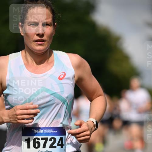 29.06.2025 - hella hamburg halbmarathon Dr. Thomas Lammeyer http://msf.ph/oto/8215658 29.06.2025 09:49:15 Kennedybrücke 57, 1686, 1707, 1894, 2525, 4463, 4812, 5187, 5550, 6495, 6878, 7055, 7186, 7880, 7965, 8062, 9345, 10453, 10484, 10876, 11199 meine-sportfotos.de