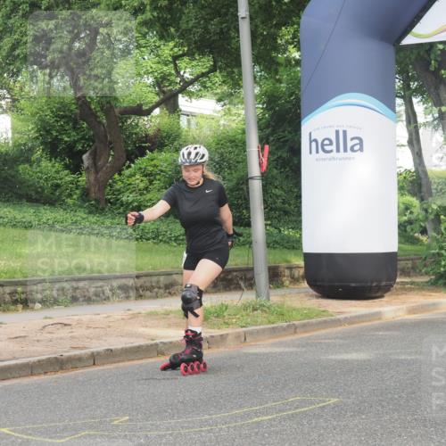 29.06.2025 - hella hamburg halbmarathon KatJ http://msf.ph/oto/8215749 29.06.2025 09:35:58 Zwischen KM18-KM19  meine-sportfotos.de