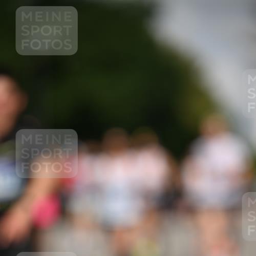 29.06.2025 - hella hamburg halbmarathon Dr. Thomas Lammeyer http://msf.ph/oto/8215913 29.06.2025 09:49:16 Kennedybrücke 57, 1686, 1707, 1894, 2525, 4463, 4812, 5187, 5550, 6495, 6878, 7055, 7186, 7880, 7965, 8062, 9345, 10453, 10484, 10876, 11199 meine-sportfotos.de