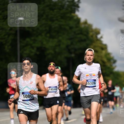 29.06.2025 - hella hamburg halbmarathon Dr. Thomas Lammeyer http://msf.ph/oto/8216139 29.06.2025 09:49:17 Kennedybrücke 57, 1686, 1707, 1894, 2525, 4463, 4812, 5187, 5550, 6169, 6495, 6878, 7055, 7186, 7845, 7880, 7965, 8062, 9345, 10453, 10484, 10876, 11199 meine-sportfotos.de