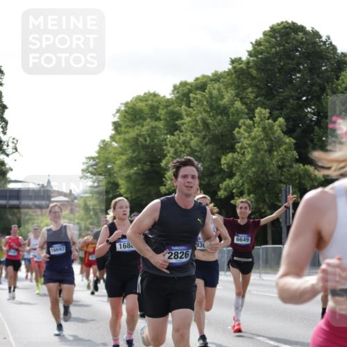 29.06.2025 - hella hamburg halbmarathon Jannik Wohlers http://msf.ph/oto/8216151 29.06.2025 09:49:57 Lombardsbrücke 1675, 1688, 1803, 1882, 2568, 2826, 3332, 4398, 4823, 5409, 5436, 5745, 5791, 5803, 6458, 6529, 6649, 6704, 7774, 8450, 9017, 9116, 9302, 9365, 9711, 10218, 11379, 11491, 11619, 11767, 12292, 12335, 12540, 12554, 12895, 13725, 14992, 15225, 15257, 15336, 15435, 15493, 15521, 16648, 16697, 16992, 17425, 17620, 17632, 18154, 18275, 18276, 19116, 19229 meine-sportfotos.de
