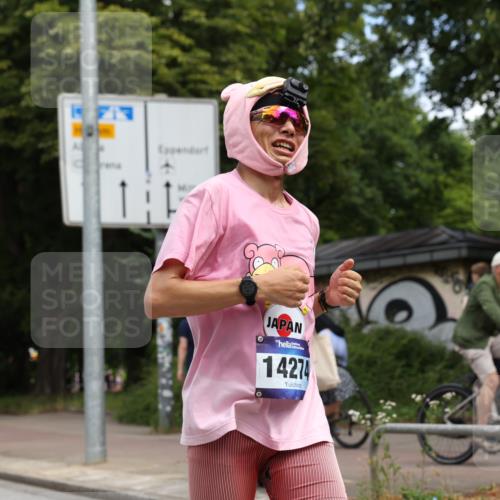 29.06.2025 - hella hamburg halbmarathon Yannick Fuchs http://msf.ph/oto/8216220 29.06.2025 10:32:49 20KM 1042, 1615, 1688, 1710, 2296, 2745, 3530, 4148, 7152, 7154, 7229, 7743, 8002, 8571, 9171, 9643, 10793, 11049, 11952, 14274, 14688, 14992, 15303, 15382, 16075, 16698, 17623, 18276, 18529, 18584, 18723 meine-sportfotos.de