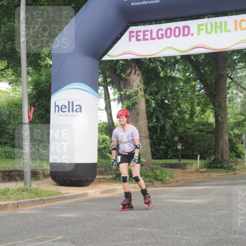 29.06.2025 - hella hamburg halbmarathon KatJ http://msf.ph/oto/8216240 29.06.2025 09:36:02 Zwischen KM18-KM19  meine-sportfotos.de