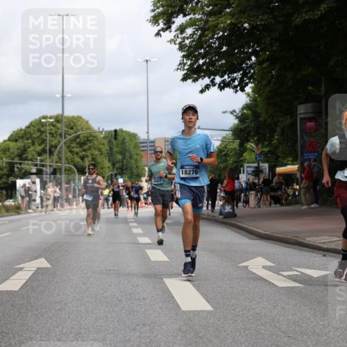 29.06.2025 - hella hamburg halbmarathon Yannick Fuchs http://msf.ph/oto/8216641 29.06.2025 10:32:50 20KM 1042, 1615, 1688, 1710, 2296, 2745, 3530, 4148, 7152, 7154, 7229, 7743, 8002, 8571, 9171, 9643, 11049, 11952, 12915, 14274, 14688, 14992, 15382, 16075, 17623, 18276, 18529, 18584, 18723 meine-sportfotos.de