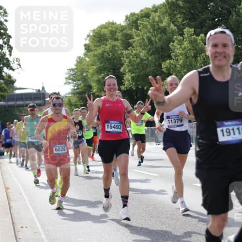 29.06.2025 - hella hamburg halbmarathon Jannik Wohlers http://msf.ph/oto/8216797 29.06.2025 09:50:01 Lombardsbrücke 1358, 1688, 1697, 1700, 1882, 2568, 2675, 2719, 2826, 3332, 4229, 4380, 4398, 4823, 5436, 5745, 5791, 5803, 6458, 6529, 6649, 8450, 9017, 9116, 9302, 9365, 10218, 11379, 11491, 11619, 11767, 12292, 12335, 12895, 13725, 14783, 14798, 14992, 15225, 15257, 15493, 16648, 16697, 16820, 16992, 17425, 17516, 17632, 18154, 18275, 18723, 19046, 19116, 19229 meine-sportfotos.de