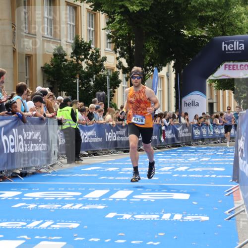 29.06.2025 - hella hamburg halbmarathon Strokosch-Dieckow http://msf.ph/oto/8216802 29.06.2025 10:25:39 Ziel 4338, 11228, 14107 meine-sportfotos.de