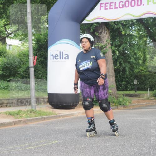 29.06.2025 - hella hamburg halbmarathon KatJ http://msf.ph/oto/8216852 29.06.2025 09:36:09 Zwischen KM18-KM19  meine-sportfotos.de