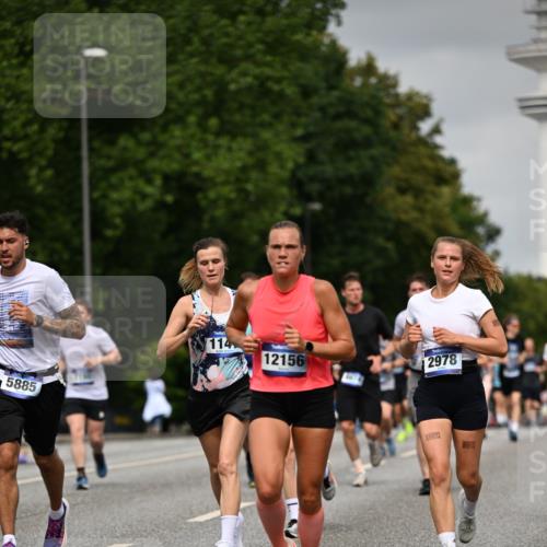 29.06.2025 - hella hamburg halbmarathon Dr. Thomas Lammeyer http://msf.ph/oto/8216861 29.06.2025 10:12:49 Kennedybrücke 1147, 1188, 2427, 2978, 4859, 5100, 5885, 6590, 6674, 6918, 7198, 7348, 7453, 9457, 9616, 9718, 9823, 9951, 9958, 9966, 10092, 10609, 10857 meine-sportfotos.de