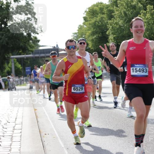 29.06.2025 - hella hamburg halbmarathon Jannik Wohlers http://msf.ph/oto/8216966 29.06.2025 09:50:02 Lombardsbrücke 1209, 1358, 1688, 1697, 1700, 1882, 2568, 2675, 2719, 2826, 3332, 4229, 4380, 4398, 4823, 5436, 5745, 5791, 5803, 6458, 6529, 6649, 7026, 8450, 9017, 9116, 9302, 9365, 10218, 11379, 11491, 11619, 11767, 12292, 12335, 12895, 13725, 14783, 14798, 14992, 15257, 15493, 16697, 16820, 16992, 17251, 17425, 17516, 17632, 18154, 18449, 18723, 19046, 19116, 19229 meine-sportfotos.de