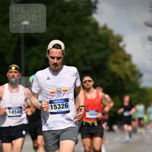 29.06.2025 - hella hamburg halbmarathon Dr. Thomas Lammeyer http://msf.ph/oto/8217146 29.06.2025 09:49:18 Kennedybrücke 57, 1686, 1707, 1894, 2525, 4463, 4812, 5187, 5550, 6169, 6495, 6878, 7055, 7186, 7845, 7880, 7965, 8062, 9345, 10453, 10484, 10876, 11199 meine-sportfotos.de