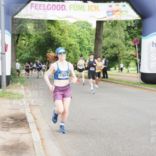 29.06.2025 - hella hamburg halbmarathon MichiJ http://msf.ph/oto/8217285 29.06.2025 10:23:46 Zwischen KM18-KM19 57, 1217, 6169, 7884, 7972, 9519, 11202, 14388, 16712, 17014 meine-sportfotos.de