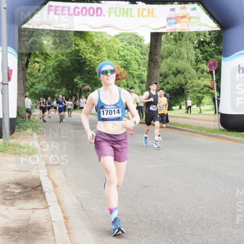 29.06.2025 - hella hamburg halbmarathon MichiJ http://msf.ph/oto/8217329 29.06.2025 10:23:46 Zwischen KM18-KM19 57, 1217, 6169, 7884, 7972, 9519, 11202, 14388, 16712, 17014 meine-sportfotos.de