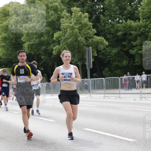 29.06.2025 - hella hamburg halbmarathon Jannik Wohlers http://msf.ph/oto/8217408 29.06.2025 10:27:07 Lombardsbrücke 4372, 5285, 5825, 6214, 7764, 8085, 10158, 10412, 10413, 11256, 12500, 14206, 17427, 17791, 18012, 18097, 18766 meine-sportfotos.de