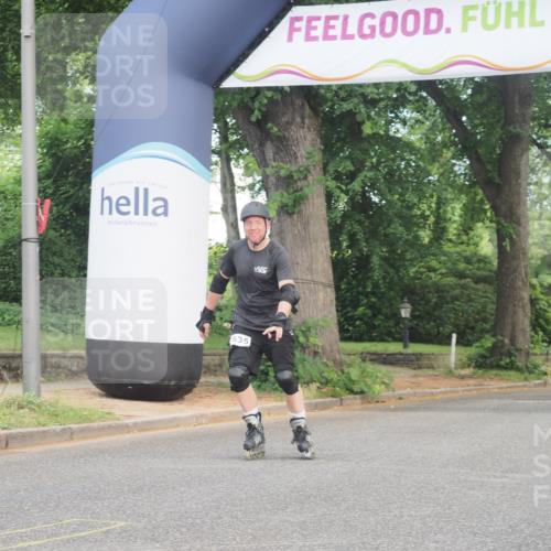 29.06.2025 - hella hamburg halbmarathon KatJ http://msf.ph/oto/8217623 29.06.2025 09:36:19 Zwischen KM18-KM19  meine-sportfotos.de