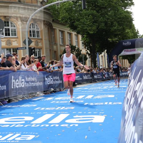 29.06.2025 - hella hamburg halbmarathon Strokosch-Dieckow http://msf.ph/oto/8217642 29.06.2025 10:26:38 Ziel 1065, 1577, 9565, 10848, 19076 meine-sportfotos.de