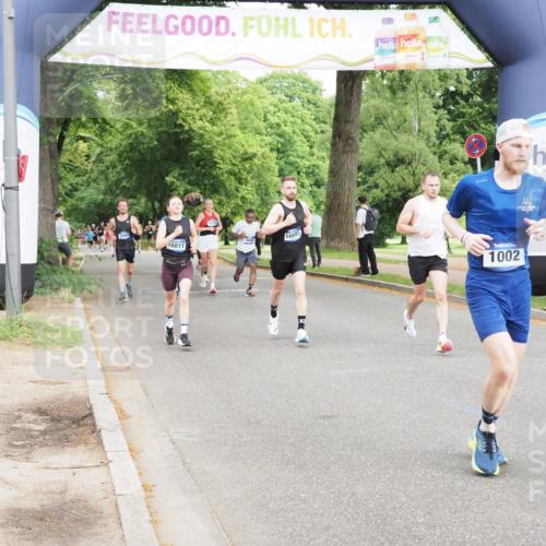 29.06.2025 - hella hamburg halbmarathon MichiJ http://msf.ph/oto/8217733 29.06.2025 10:23:52 Zwischen KM18-KM19 1002, 1644, 7884, 8864, 16140, 16695, 17014 meine-sportfotos.de