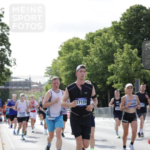 29.06.2025 - hella hamburg halbmarathon Jannik Wohlers http://msf.ph/oto/8217759 29.06.2025 09:50:12 Lombardsbrücke 1209, 1358, 1688, 1697, 1700, 1882, 2675, 2719, 2826, 3626, 4205, 4229, 4380, 5472, 5508, 5745, 6080, 6458, 6529, 6649, 7026, 8958, 9116, 9365, 10064, 10218, 10783, 10922, 11281, 11305, 11379, 11491, 11619, 13446, 13876, 14012, 14092, 14272, 14783, 14798, 15493, 15623, 15888, 15921, 16249, 16301, 16697, 16820, 16992, 17120, 17251, 17486, 17516, 17632, 17726, 18449, 18491, 18723, 18803, 19020, 19046, 19116 meine-sportfotos.de