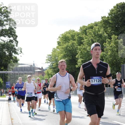 29.06.2025 - hella hamburg halbmarathon Jannik Wohlers http://msf.ph/oto/8217768 29.06.2025 09:50:12 Lombardsbrücke 1209, 1358, 1688, 1697, 1700, 1882, 2675, 2719, 2826, 3626, 4205, 4229, 4380, 5472, 5508, 5745, 6080, 6458, 6529, 6649, 7026, 8958, 9116, 9365, 10064, 10218, 10783, 10922, 11281, 11305, 11379, 11491, 11619, 13446, 13876, 14012, 14092, 14272, 14783, 14798, 15493, 15623, 15888, 15921, 16249, 16301, 16697, 16820, 16992, 17120, 17251, 17486, 17516, 17632, 17726, 18449, 18491, 18723, 18803, 19020, 19046, 19116 meine-sportfotos.de