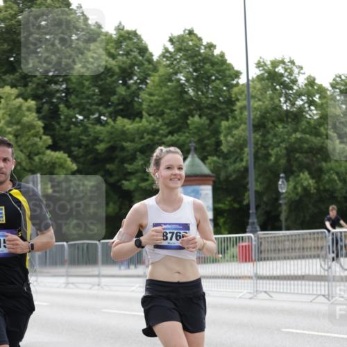 29.06.2025 - hella hamburg halbmarathon Jannik Wohlers http://msf.ph/oto/8217811 29.06.2025 10:27:08 Lombardsbrücke 4372, 5285, 5825, 6214, 7764, 7978, 8085, 10158, 10412, 10413, 11256, 12500, 14206, 17427, 17791, 18012, 18097, 18766 meine-sportfotos.de