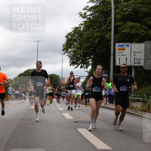 29.06.2025 - hella hamburg halbmarathon Yannick Fuchs http://msf.ph/oto/8217841 29.06.2025 10:45:53 20KM 2364, 2396, 2397, 2670, 2718, 2818, 4033, 4140, 4814, 4839, 5008, 5102, 6286, 6657, 6776, 7409, 7724, 7786, 8371, 8413, 8710, 8856, 9074, 9082, 9656, 9739, 9869, 11551, 11791, 12224, 12367, 12580, 13015, 13047, 13051, 13707, 13726, 13792, 14122, 14561, 14865, 14994, 15356, 15496, 15643, 15727, 15829, 15831, 16003, 16179, 16591, 17033, 17131, 17682, 17815, 17962, 17978, 17997, 18019, 18475, 18869, 18982 meine-sportfotos.de
