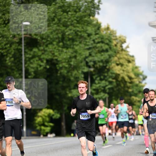 29.06.2025 - hella hamburg halbmarathon Dr. Thomas Lammeyer http://msf.ph/oto/8217943 29.06.2025 09:49:22 Kennedybrücke 1894, 2525, 3843, 4463, 4812, 5042, 5550, 6169, 6495, 6878, 7055, 7186, 7845, 8062, 8784, 9345, 10453, 10484, 11199 meine-sportfotos.de