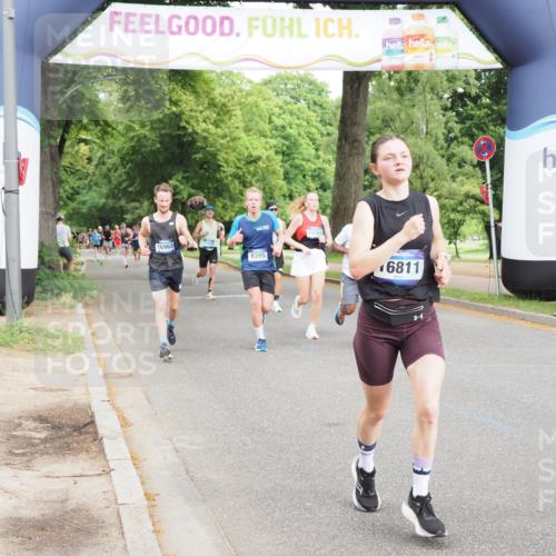 29.06.2025 - hella hamburg halbmarathon MichiJ http://msf.ph/oto/8217966 29.06.2025 10:23:54 Zwischen KM18-KM19 1002, 1644, 8395, 8864, 16140, 16695, 16811 meine-sportfotos.de