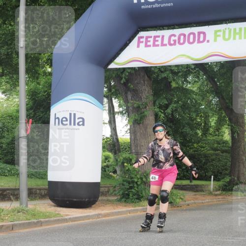 29.06.2025 - hella hamburg halbmarathon KatJ http://msf.ph/oto/8217993 29.06.2025 09:36:21 Zwischen KM18-KM19  meine-sportfotos.de