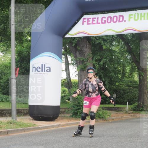 29.06.2025 - hella hamburg halbmarathon KatJ http://msf.ph/oto/8218044 29.06.2025 09:36:21 Zwischen KM18-KM19  meine-sportfotos.de