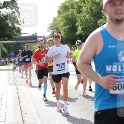 29.06.2025 - hella hamburg halbmarathon Jannik Wohlers http://msf.ph/oto/8218133 29.06.2025 09:50:20 Lombardsbrücke 1209, 1358, 1697, 1700, 2546, 3056, 3626, 4205, 4229, 4380, 4893, 5026, 5472, 5506, 5508, 5752, 5916, 6080, 6686, 6687, 7026, 7110, 8574, 8958, 10064, 10783, 10922, 11281, 11284, 11305, 11731, 13446, 13876, 13897, 14012, 14092, 14272, 14555, 14783, 15297, 15372, 15421, 15556, 15623, 15888, 15921, 16249, 16301, 16599, 16820, 17120, 17251, 17486, 17516, 17623, 17726, 18449, 18491, 18559, 18723, 18803, 19020, 19046 meine-sportfotos.de