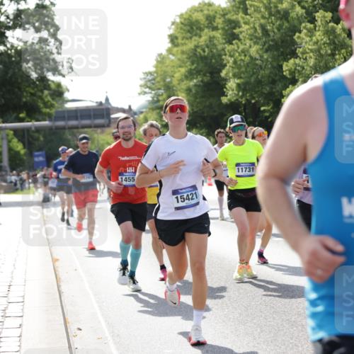 29.06.2025 - hella hamburg halbmarathon Jannik Wohlers http://msf.ph/oto/8218167 29.06.2025 09:50:20 Lombardsbrücke 1209, 1358, 1697, 1700, 2546, 3056, 3626, 4205, 4229, 4380, 4893, 5026, 5472, 5506, 5508, 5752, 5916, 6080, 6686, 6687, 7026, 7110, 8574, 8958, 10064, 10783, 10922, 11281, 11284, 11305, 11731, 13446, 13876, 13897, 14012, 14092, 14272, 14555, 14783, 15297, 15372, 15421, 15556, 15623, 15888, 15921, 16249, 16301, 16599, 16820, 17120, 17251, 17486, 17516, 17623, 17726, 18449, 18491, 18559, 18723, 18803, 19020, 19046 meine-sportfotos.de