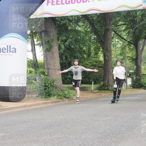 29.06.2025 - hella hamburg halbmarathon KatJ http://msf.ph/oto/8218521 29.06.2025 09:36:25 Zwischen KM18-KM19  meine-sportfotos.de