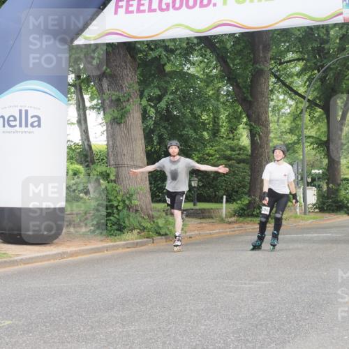 29.06.2025 - hella hamburg halbmarathon KatJ http://msf.ph/oto/8218569 29.06.2025 09:36:25 Zwischen KM18-KM19  meine-sportfotos.de