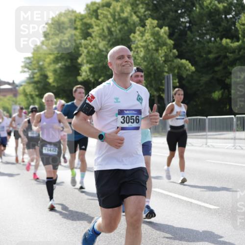 29.06.2025 - hella hamburg halbmarathon Jannik Wohlers http://msf.ph/oto/8218672 29.06.2025 09:50:27 Lombardsbrücke 1441, 1677, 2546, 3056, 3626, 3947, 4893, 5026, 5506, 5752, 5916, 6080, 6429, 6639, 6686, 6687, 7110, 7635, 8091, 8574, 9380, 10064, 10783, 11284, 11305, 11731, 13446, 13876, 13897, 14012, 14092, 14272, 14274, 14484, 14555, 14924, 15297, 15372, 15421, 15556, 15623, 15866, 15873, 15888, 15921, 16249, 16301, 16599, 16689, 17245, 17486, 17623, 17726, 18045, 18055, 18192, 18442, 18559, 18803, 19020 meine-sportfotos.de