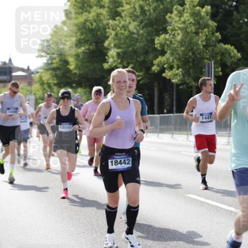 29.06.2025 - hella hamburg halbmarathon Jannik Wohlers http://msf.ph/oto/8218749 29.06.2025 09:50:28 Lombardsbrücke 1441, 1677, 2546, 3056, 3626, 3947, 4893, 5026, 5087, 5506, 5752, 5916, 6080, 6429, 6639, 6686, 6687, 7110, 7635, 8091, 8574, 9380, 10064, 10783, 11284, 11305, 11731, 13446, 13876, 13897, 14272, 14274, 14484, 14555, 14924, 15297, 15372, 15421, 15556, 15623, 15866, 15873, 15888, 15921, 16249, 16301, 16599, 16689, 17245, 17623, 17726, 18045, 18055, 18192, 18442, 18559, 18803 meine-sportfotos.de