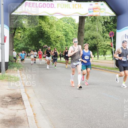 29.06.2025 - hella hamburg halbmarathon MichiJ http://msf.ph/oto/8218831 29.06.2025 10:24:04 Zwischen KM18-KM19 7867, 12369, 16963, 17826, 18419 meine-sportfotos.de